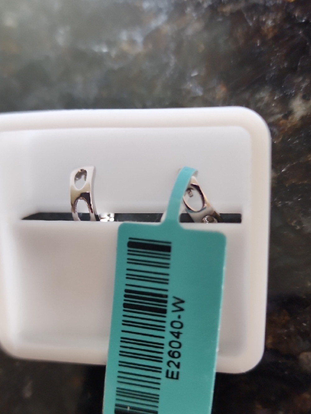 โจ๏ธโจ๏ธ925 Sterling Silver Moissanite Hoop Earrings | VVS D Color | Sparkly Huggies - Picture 6 of 7